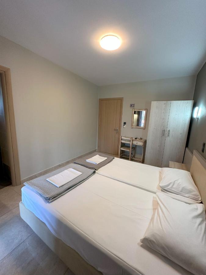 Hotel Afrodite เนปอรอย ภายนอก รูปภาพ