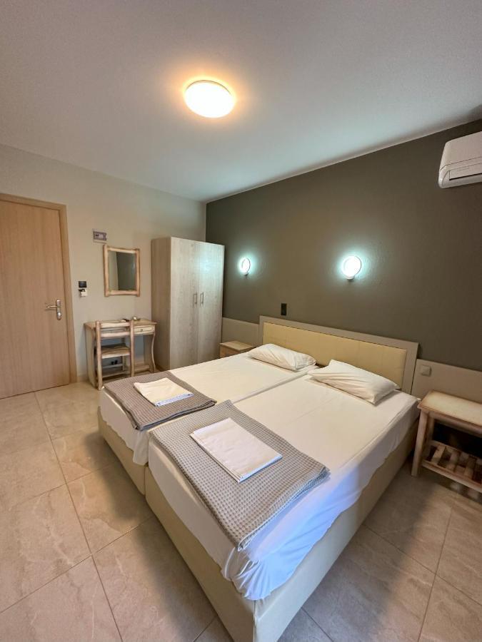 Hotel Afrodite เนปอรอย ภายนอก รูปภาพ